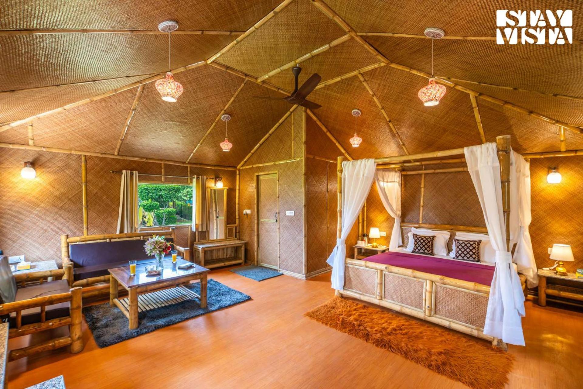Stayvista At Maple Farms With Pool, Bbq & Bonfire Sohna Eksteriør bilde