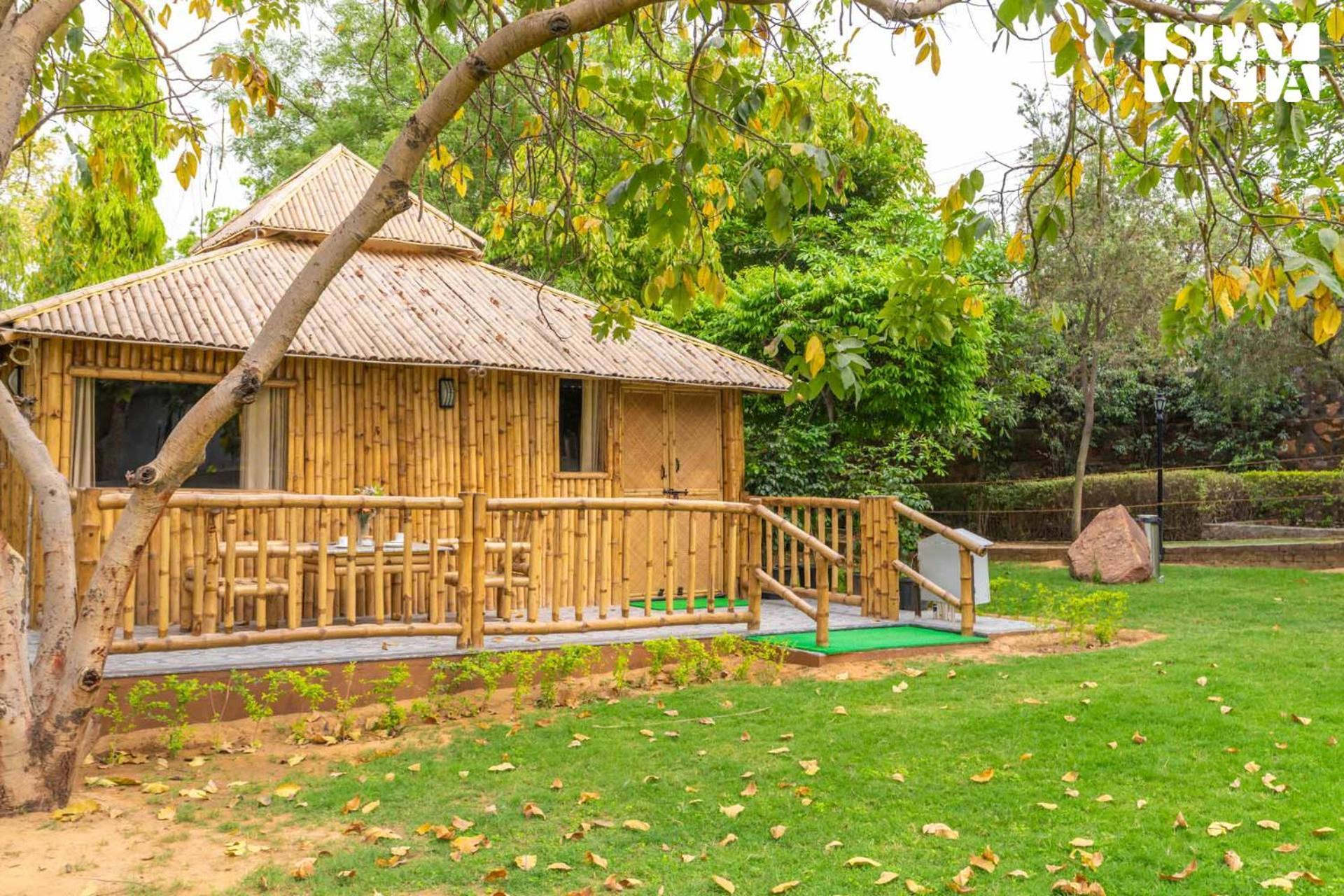 Stayvista At Maple Farms With Pool, Bbq & Bonfire Sohna Eksteriør bilde